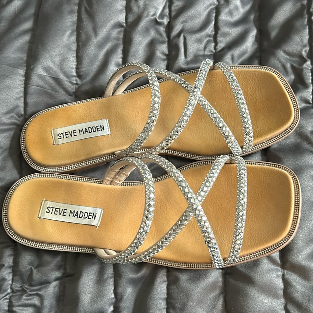 Size 7 Steve Madden sandals